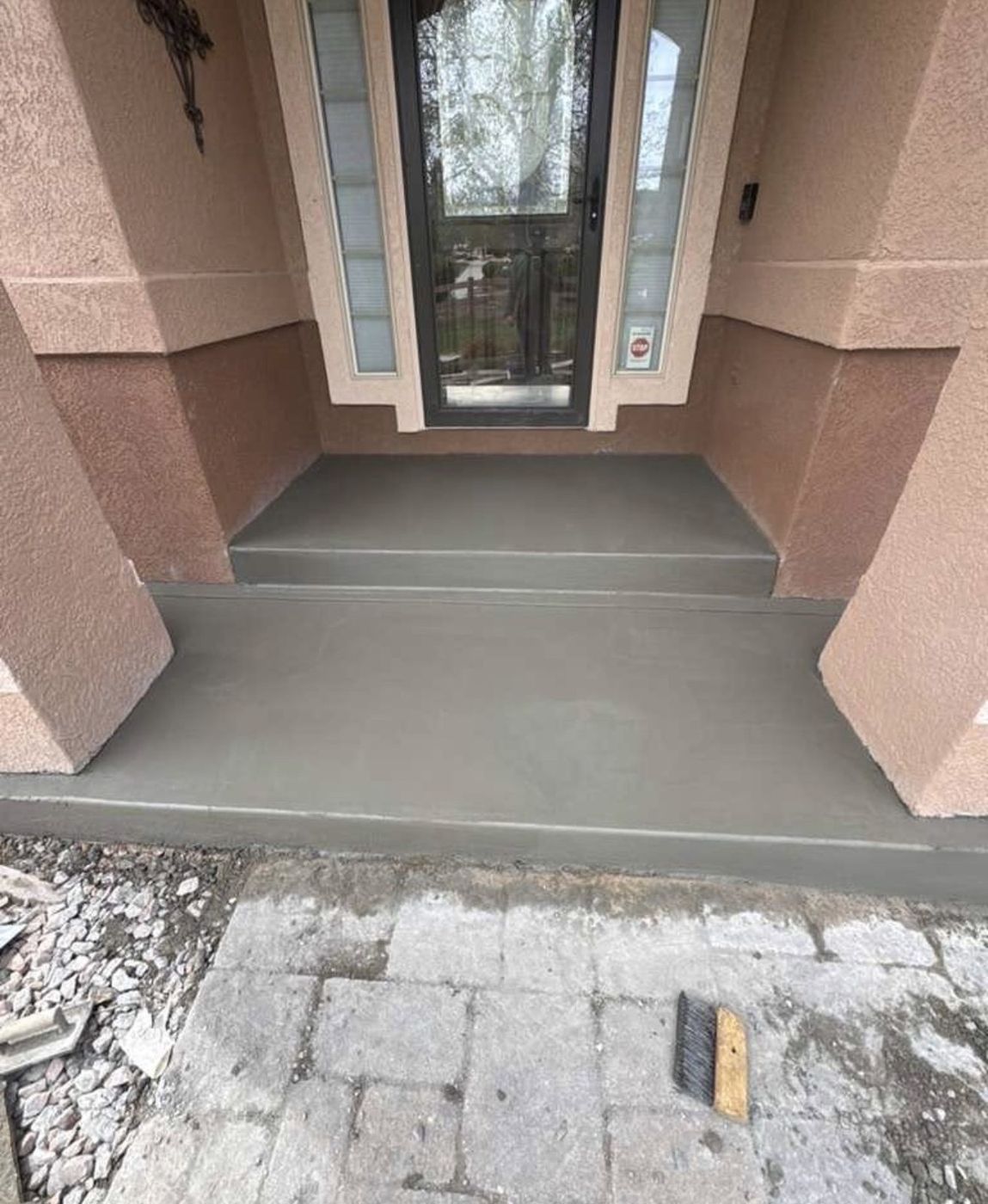 Stucco entry steps